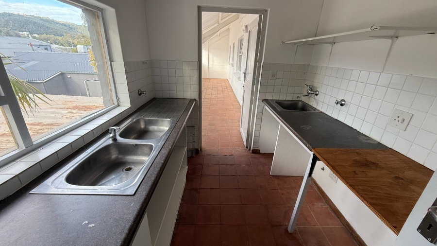 To Let 4 Bedroom Property for Rent in Knysna Central Western Cape